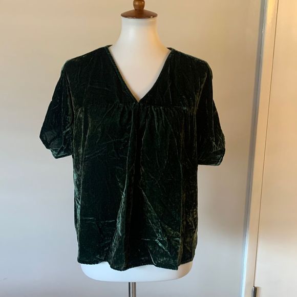 Madewell Tops - [Madewell] Green Velvet Blouse - Size Medium
